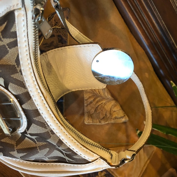 Michael Kors Vintage Monogram Shoulder Purse - Picture 7 of 9